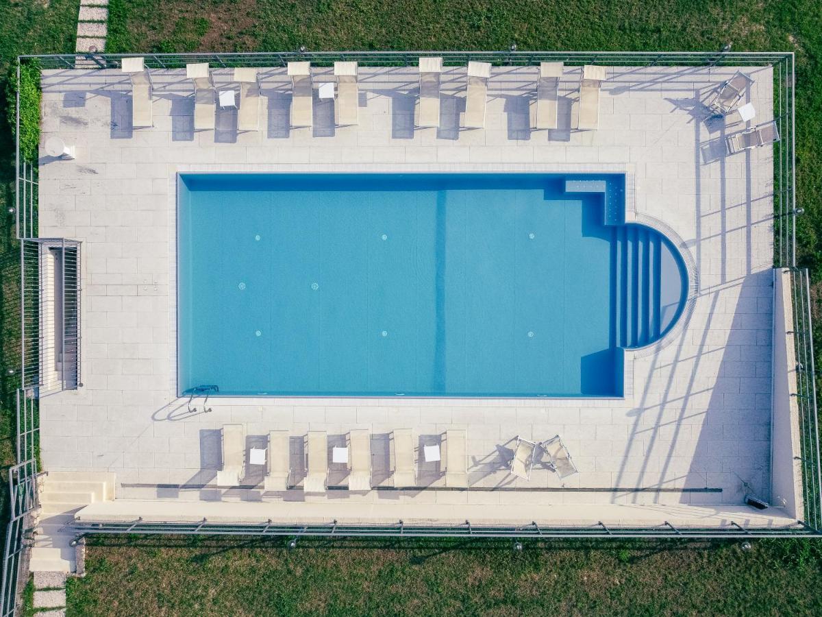 Il Casale Lonato - By Host4U Exterior foto