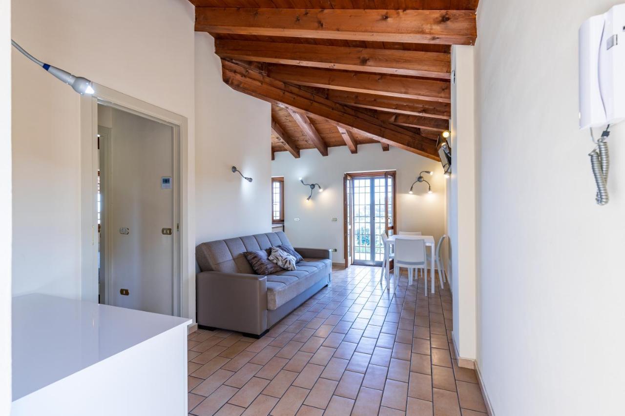 Il Casale Lonato - By Host4U Exterior foto