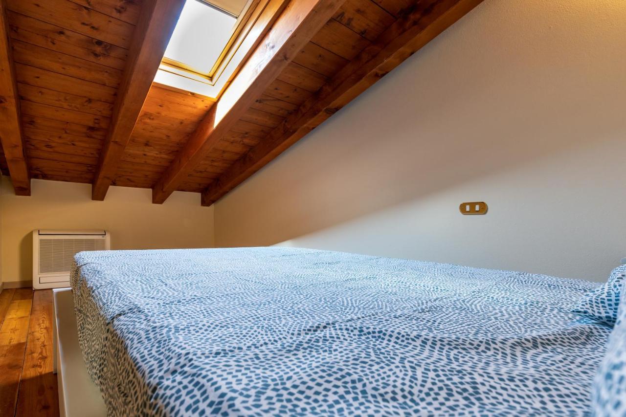 Il Casale Lonato - By Host4U Exterior foto